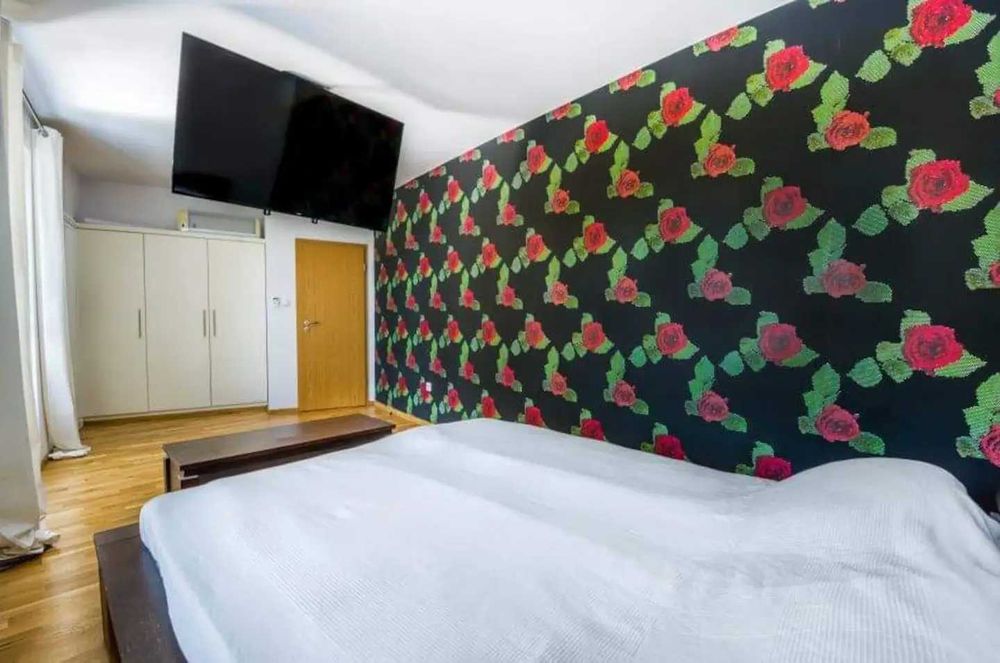 Дава се под наем Мезонет в София, Лозенец - 315 кв.м за 2500 € - Снимка #6