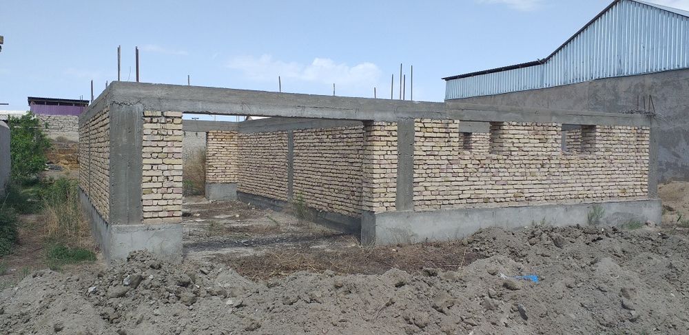 Kogon tumani chorobot qishlog'ida chala uchuska sotiladi