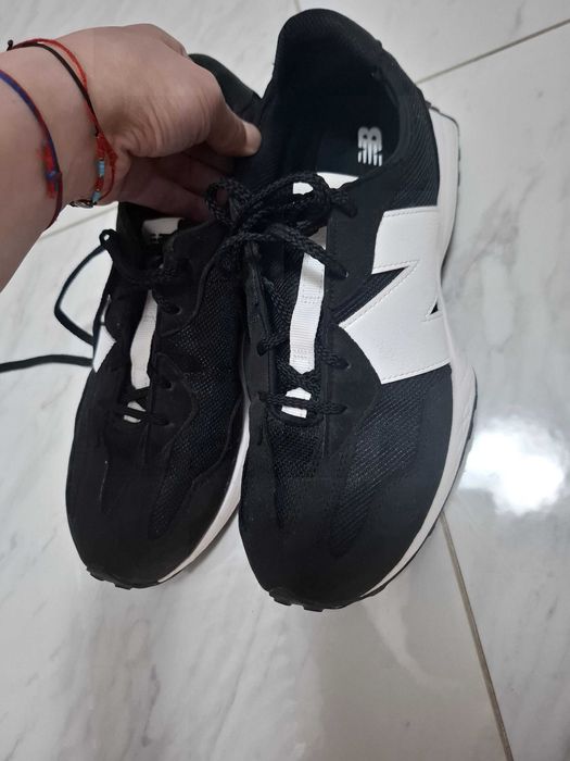 Маратонки New Balance 327 black