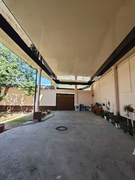 Кукча дарвоза ховли 4.6 сот бизнес ва яшаш учун дом под жилье и бизнес