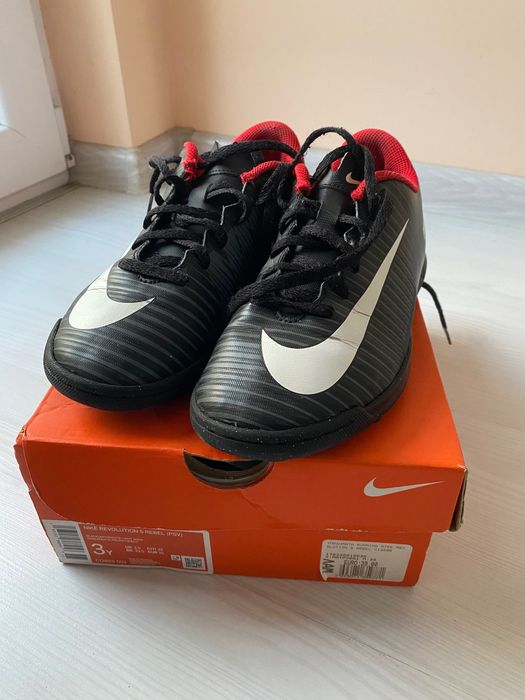 Футболни обувки Nike