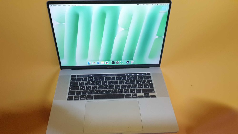 Macbook PRO 16 2019 i7 16GB 512GB TouchBar