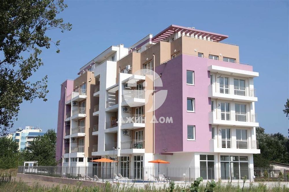 Продава се Двустаен апартамент в к.к. Слънчев бряг - 47 кв.м за 749 €/кв.м - Снимка #6