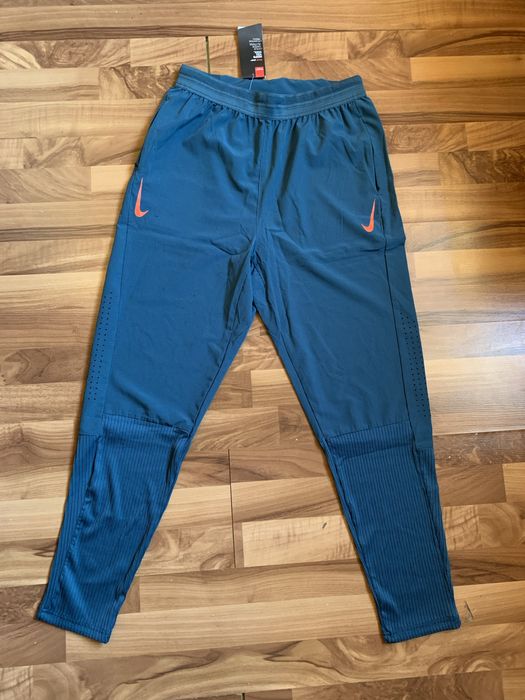 Nike spartivniy shalvar