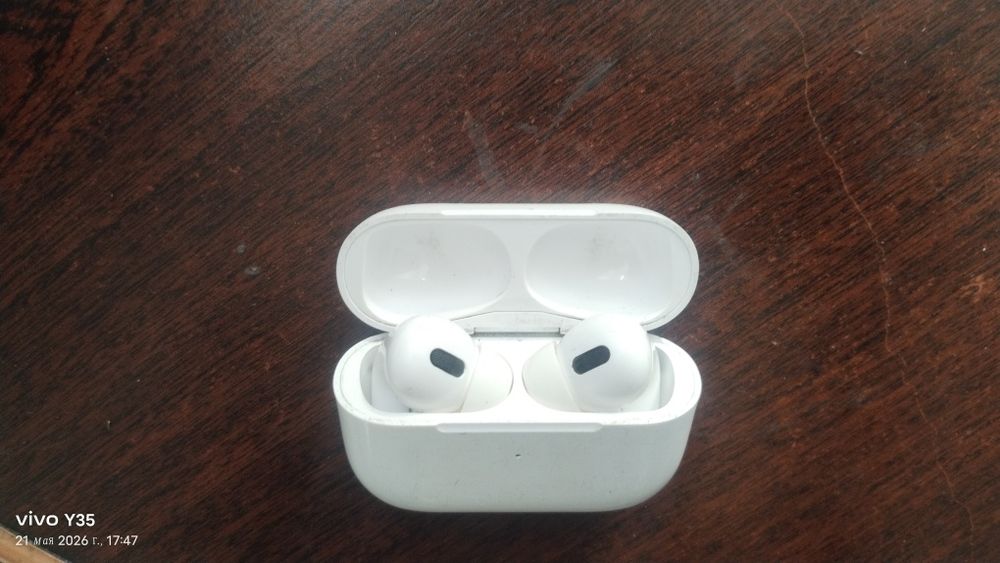 Airpods pro хорошее состояние