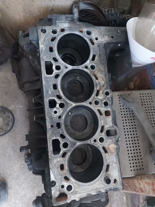 BMW Двигател N47D20D N47D20C Н47 валове