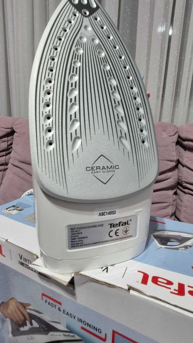 Fier calcat Tefal nou la cutie