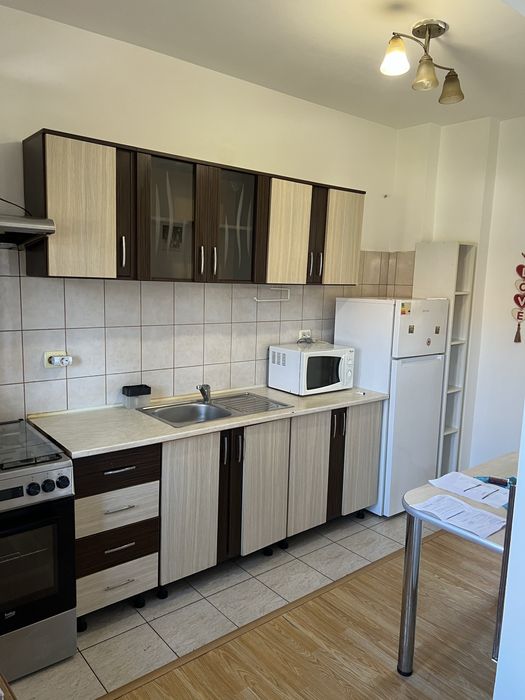 Inchiriez apartament cu 1 camera