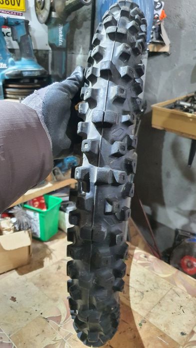 Bridgestone 80 100 21 = 90 90 21