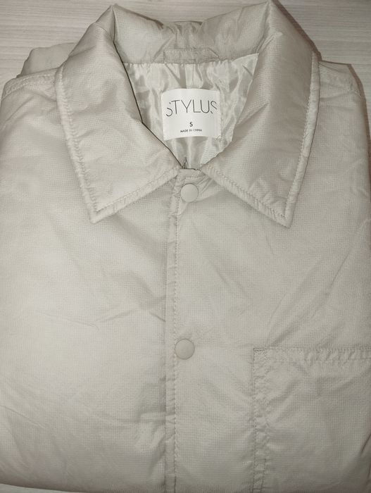 Продаётся Ветровка мужская