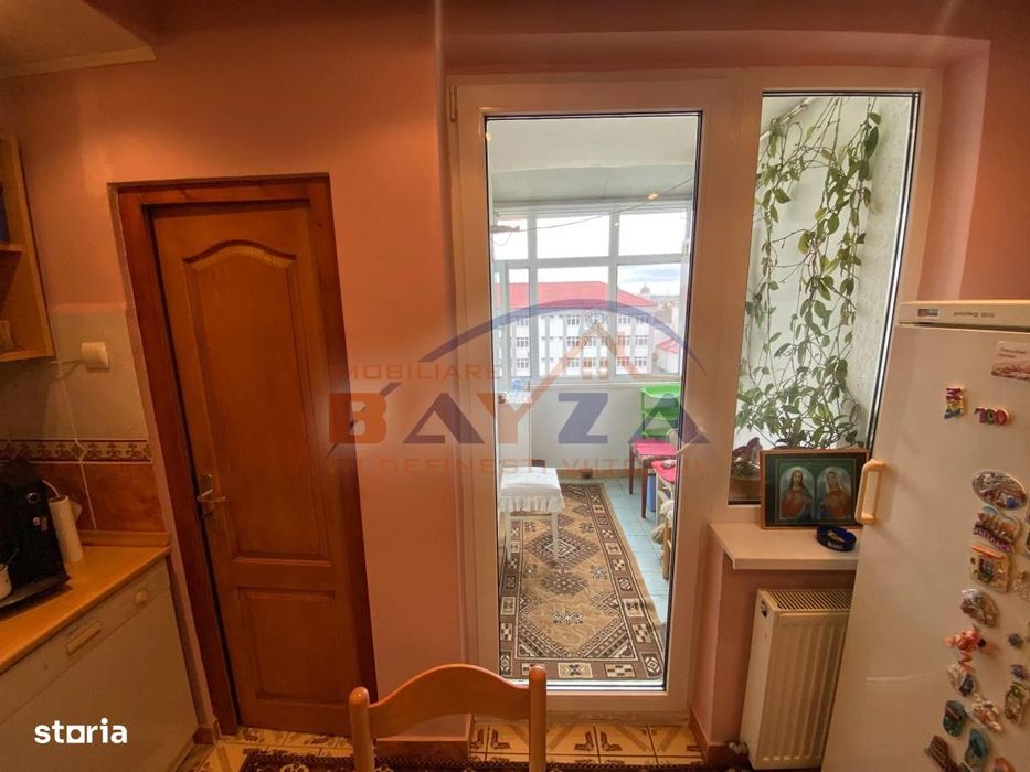 Strada Vasile Alecsandri apartament 4 camere, 93 mp utili, garaj