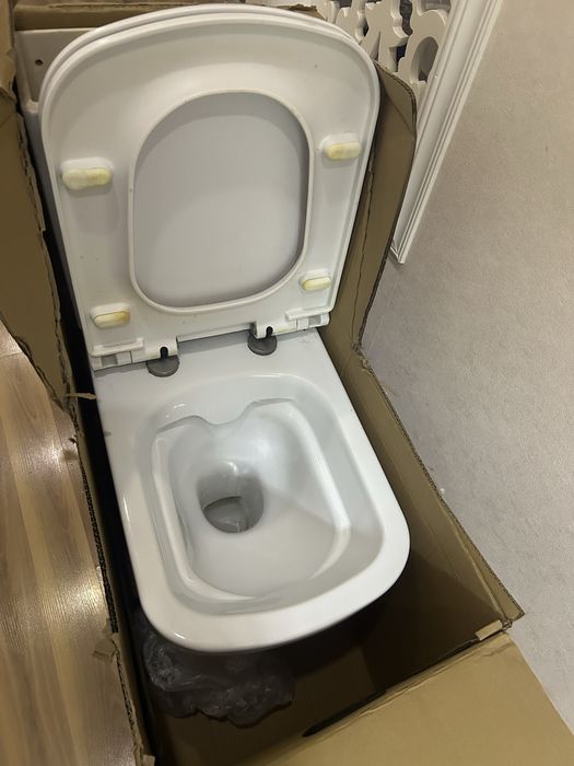 Унитаз б/у  в рабочем состяний