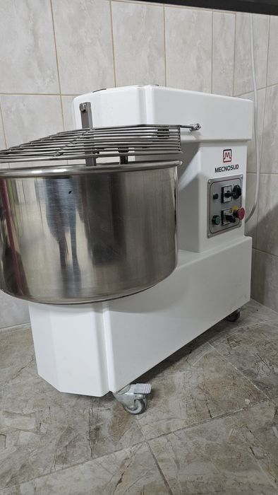 Afacere la  cheie utilaje