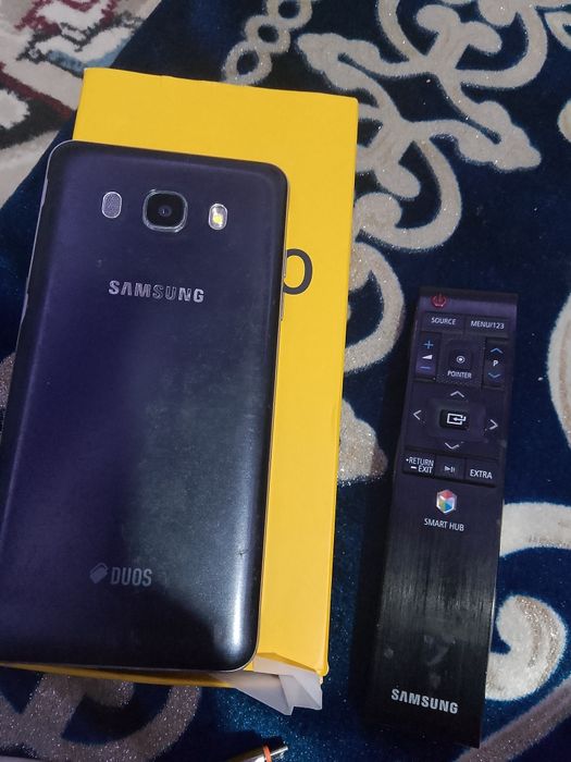 Samsung galaxy J 5 6