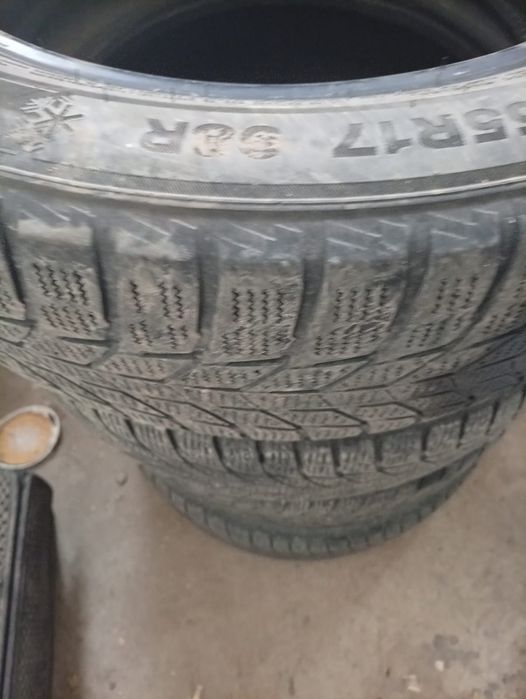 Продается шины R17