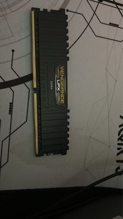 Ram corsair 8gb
