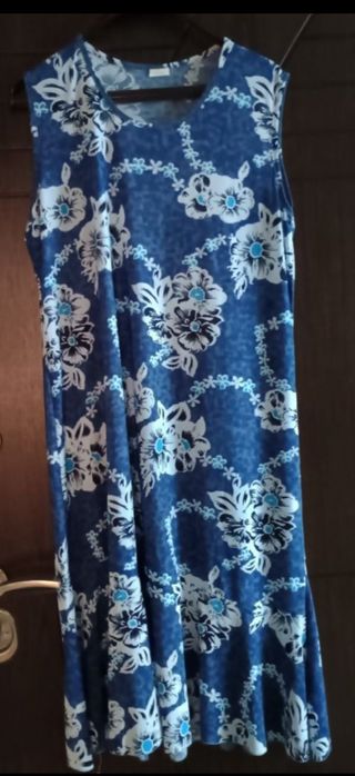 Нови рокли Л-ХЛ размер