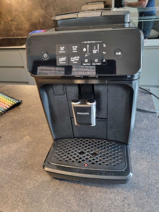 Aparat automat de cafea Phillips EP 1200