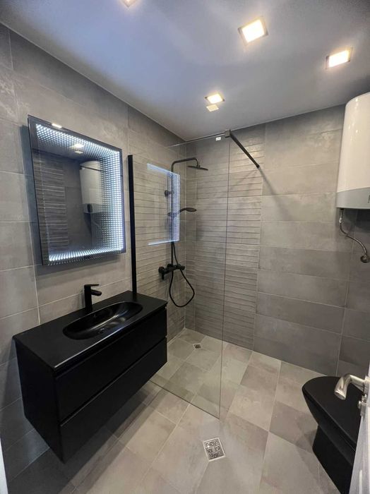 Продава се Едностаен апартамент в Пловдив, Южен - 56 кв.м за 752 €/кв.м - Снимка #3