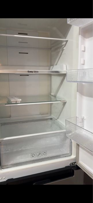 Холодильник Samsung