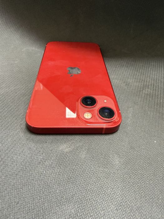 iPhone 13 256gb / отличен