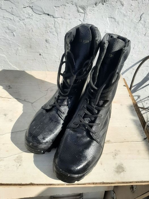 Продам берцы новые зимние