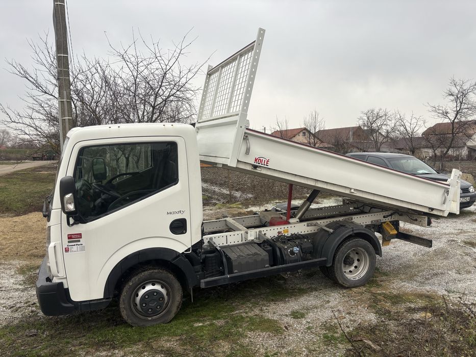 Renault Maxity - 11000km
