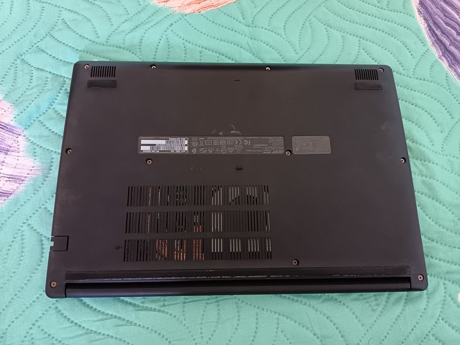 Ноутбук Acer i3 8130U