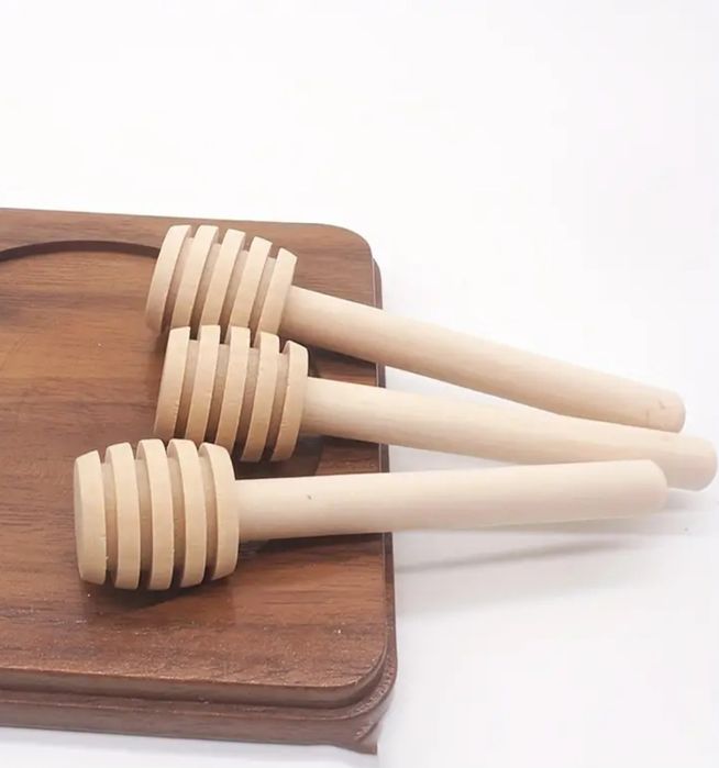 Дървена лъжичка за мед