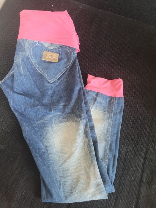 Blugi elastici model deosebit firma ocassion