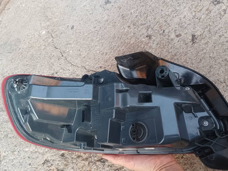 Десен стоп BMW f22 f23 f87 БМВ ф22 ф23 ф87 2 серия ( стопове )