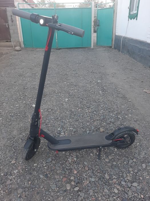 Продам электросамокат