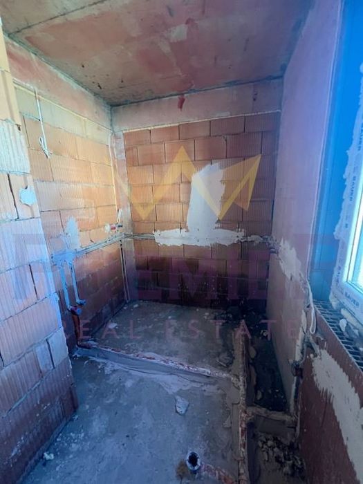 Продава се Тристаен апартамент в Варна, Виница - 105 кв.м за 753 €/кв.м - Снимка #5