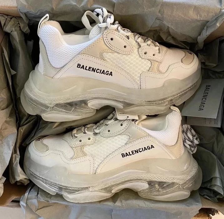 Balenciaga triple s