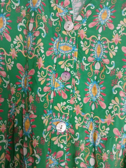 Рокля с дълъг ръкав, широка, вискоза, ефирна и приятна материя