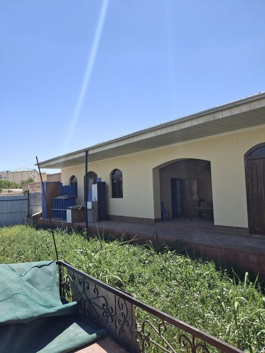 Hovli sotiladi shinam