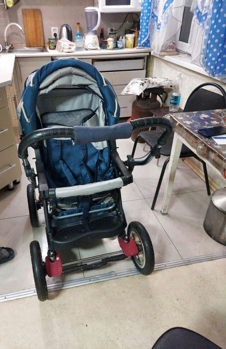 Коляска детская всесезонная