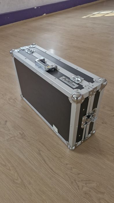 Consola Dj, Pioneer DDJ-SR2 plus Flyght Pro Case