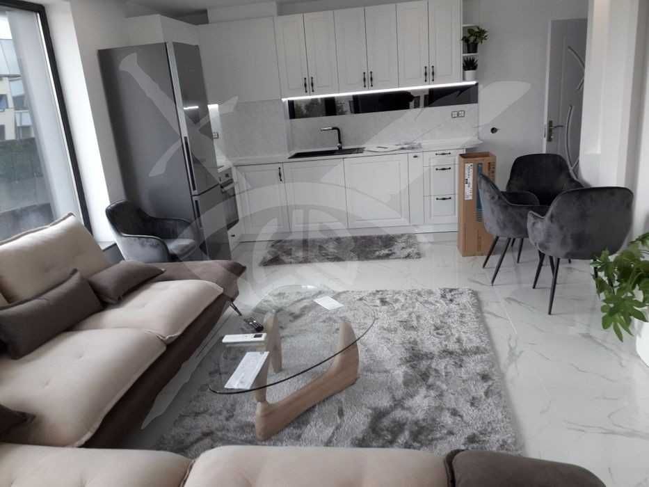 Дава се под наем Тристаен апартамент в Пловдив, Кършияка - 98 кв.м за 1224 € - Снимка #10