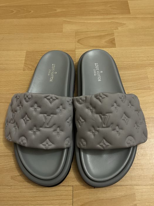 Louis Vuitton Чехли