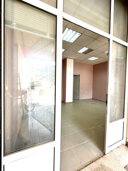 Дава се под наем Магазин в Русе, Алеи Възраждане - 28 кв.м за 255 € - Снимка #9