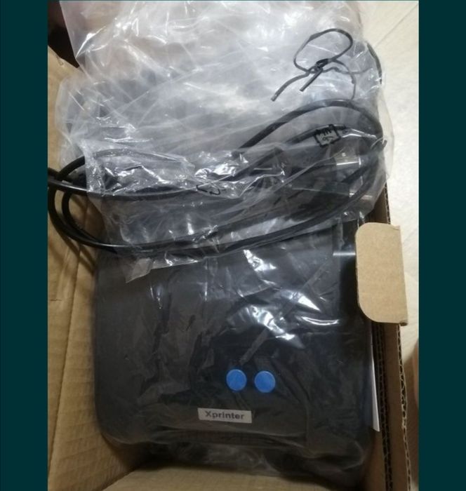 Принтер этикеток 28000 новый