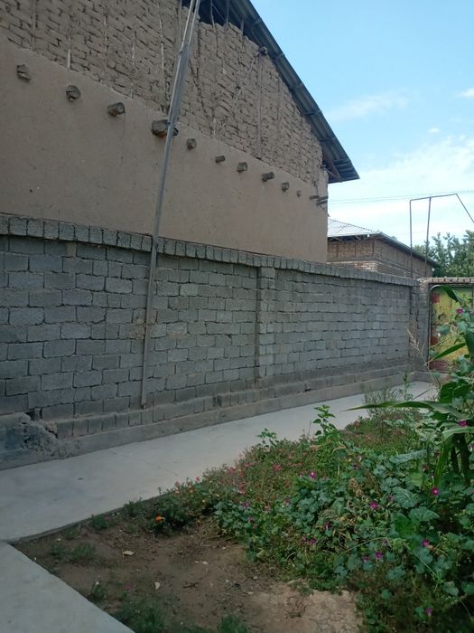 Uy 10sotix  kadstr bor