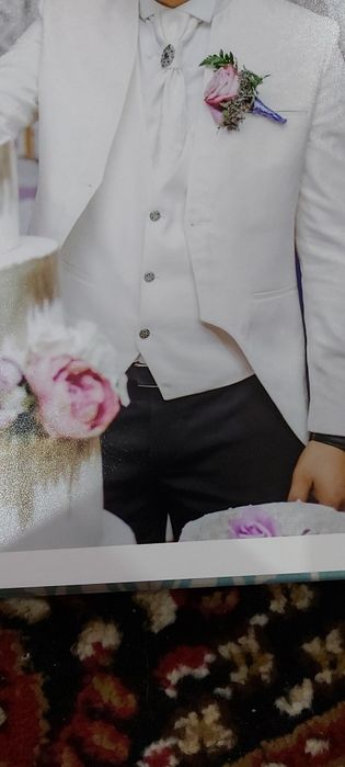 Costum Mire marca Quesste