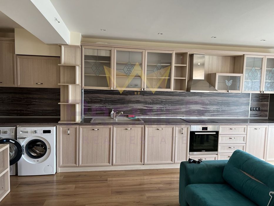 Дава се под наем Тристаен апартамент в Варна, м-т Траката - 100 кв.м за 800 € - Снимка #8