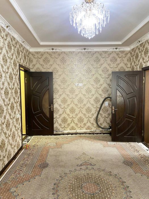 Сотилади 1/4/4 Коракамиш 2/1