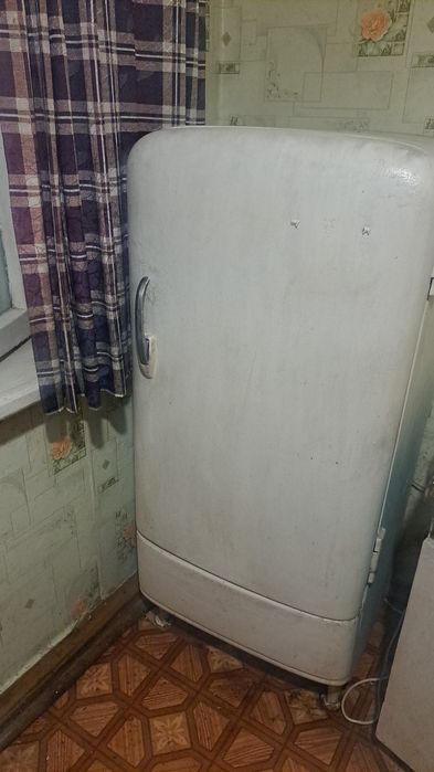 Холадилник старого производства