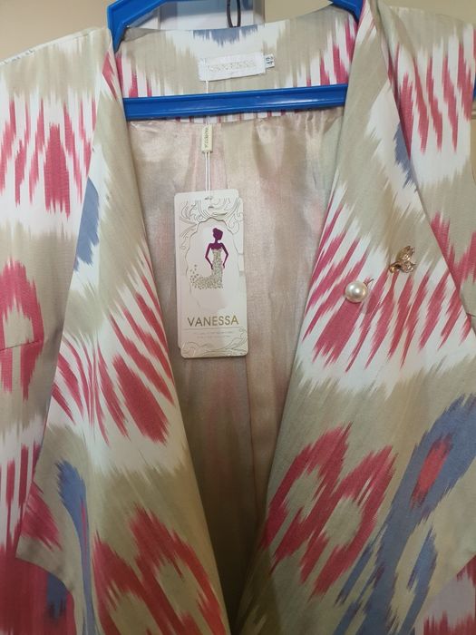 Продаётся новая жилетка