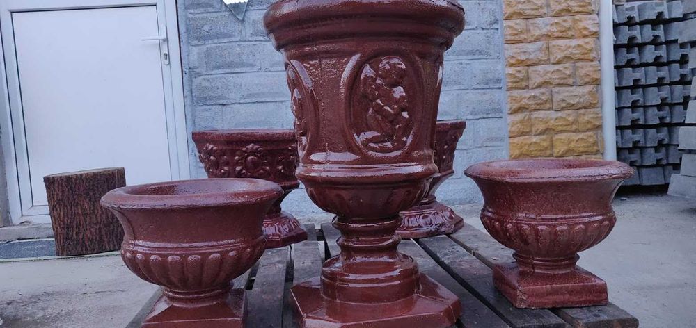 jardiniere de flori giveci beton