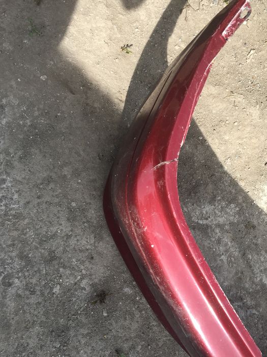Продам передний бампер mazda demio